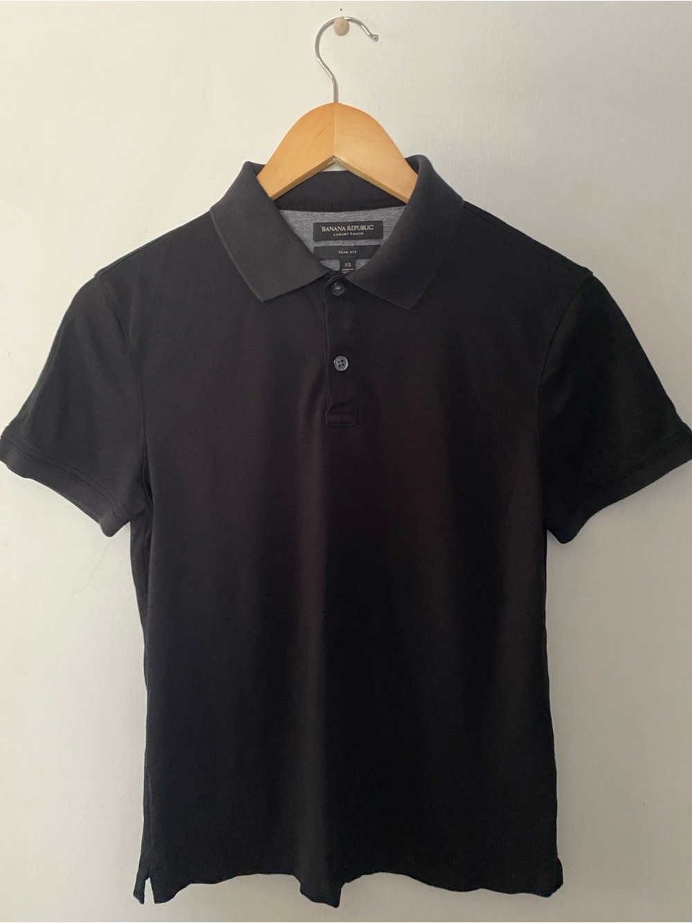 Banana Republic Men's Black Polo Shirt — Luxury Touch Style- Slim Fit